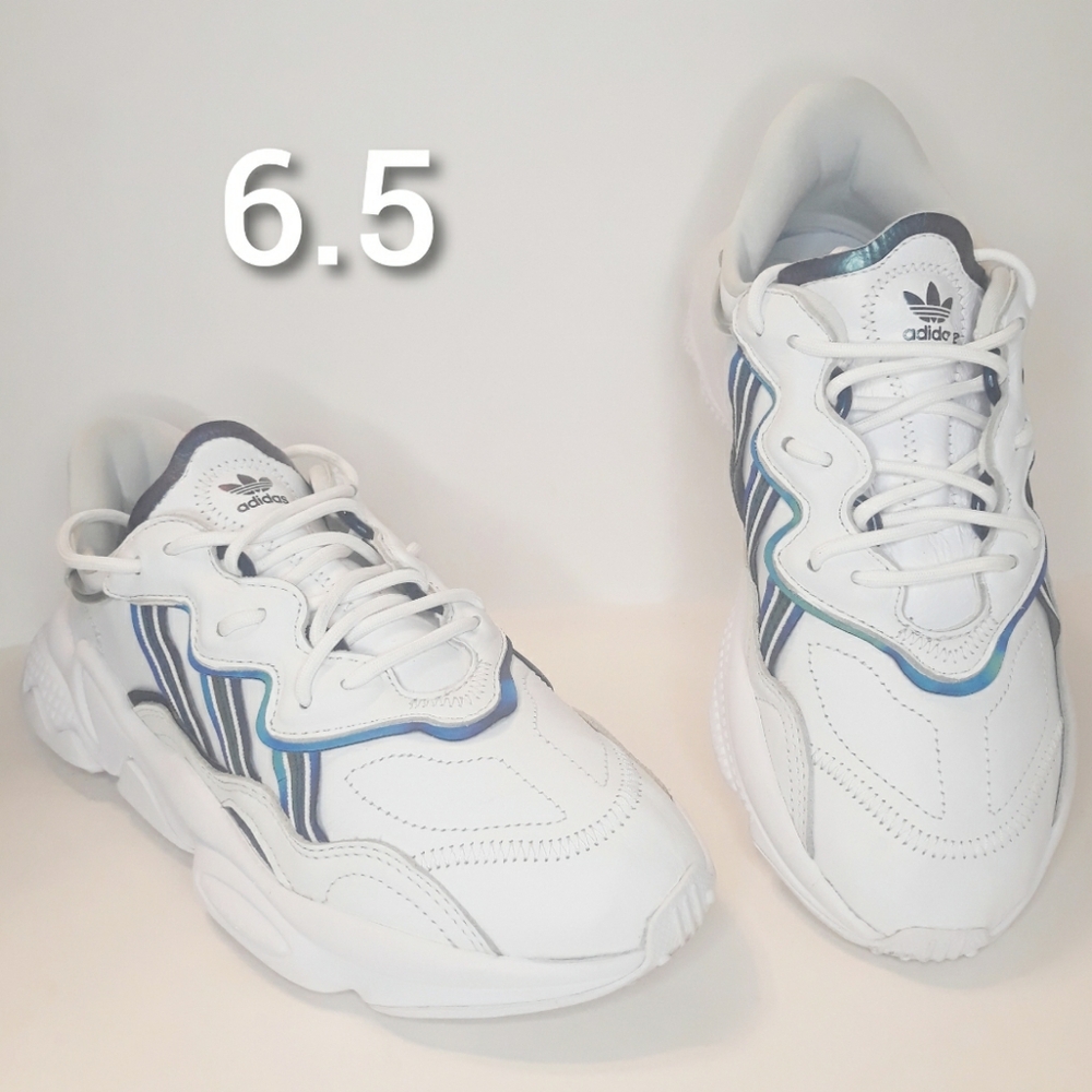 Adidas Ozweego.   Size 6.5